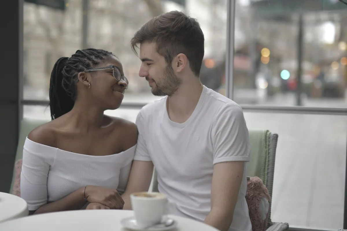 Couple connecting over coffee in Miami — matchmaking introduction